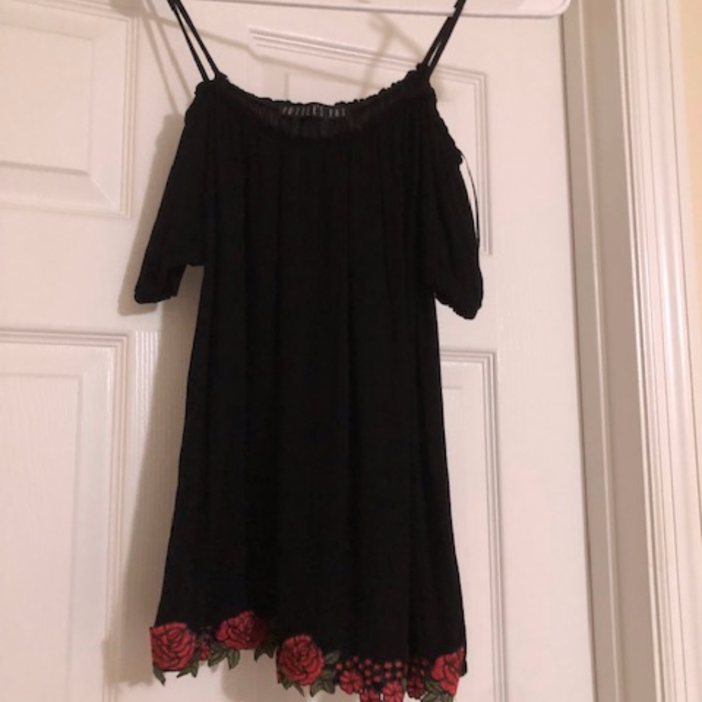 off shoulder shirt
